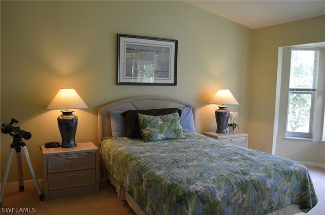 8055 Tiger CV 6-606, Naples, FL 34113