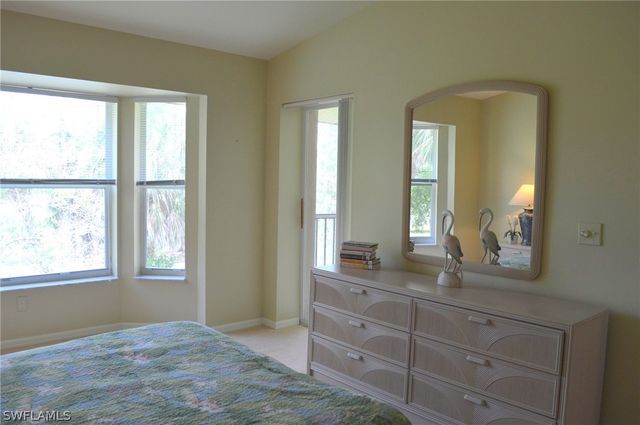 8055 Tiger CV 6-606, Naples, FL 34113