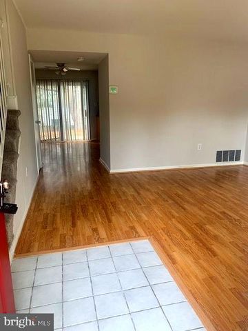 6425 CONTINENTAL DR, Glen Burnie, MD 21061