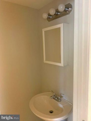 6425 CONTINENTAL DR, Glen Burnie, MD 21061