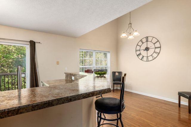 185 Prairiecreek Way, Columbus, OH 43213