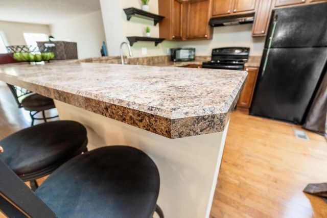 185 Prairiecreek Way, Columbus, OH 43213