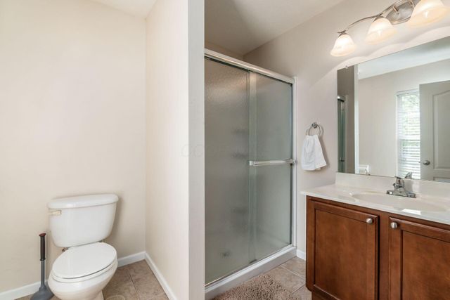 185 Prairiecreek Way, Columbus, OH 43213