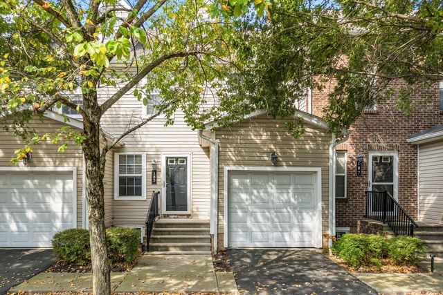 185 Prairiecreek Way, Columbus, OH 43213