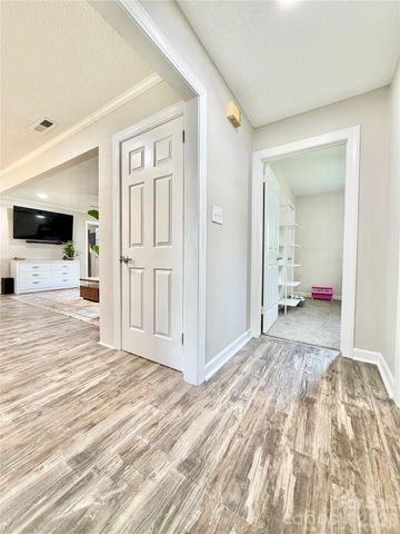 261 N Thomas Lane, Stony Point, NC 28678