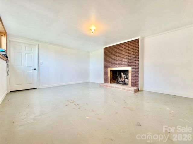 261 N Thomas Lane, Stony Point, NC 28678