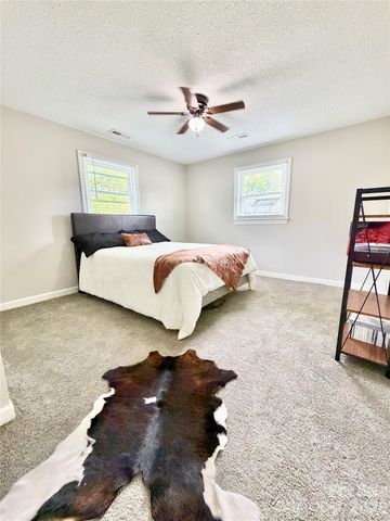 261 N Thomas Lane, Stony Point, NC 28678