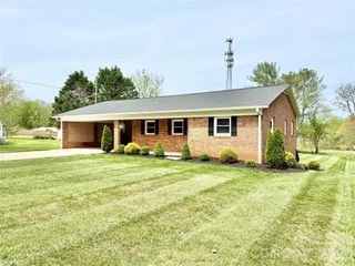 261 N Thomas Lane, Stony Point, NC 28678