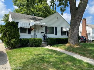 808 Mann Avenue, Flint, MI 48503