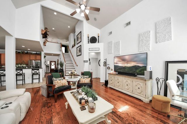 13827 Pepperstone Lane, Houston, TX 77044