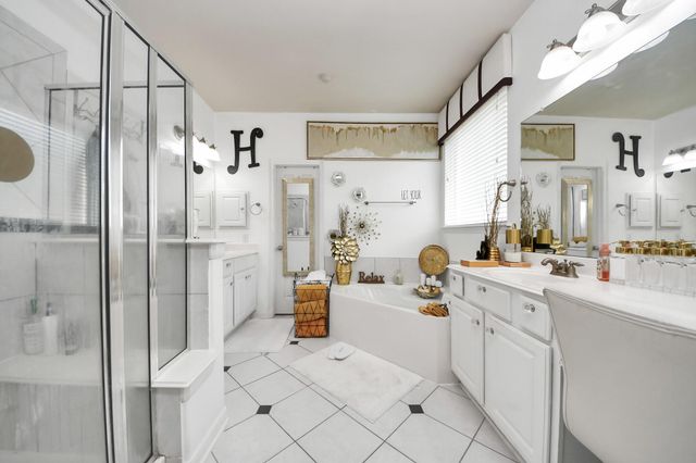 13827 Pepperstone Lane, Houston, TX 77044