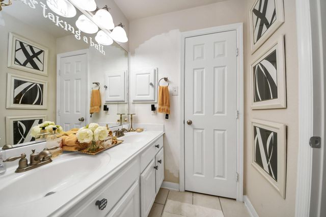 13827 Pepperstone Lane, Houston, TX 77044