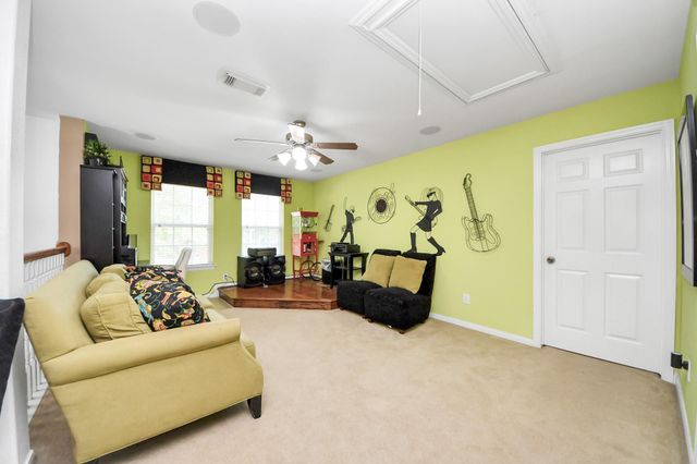 13827 Pepperstone Lane, Houston, TX 77044