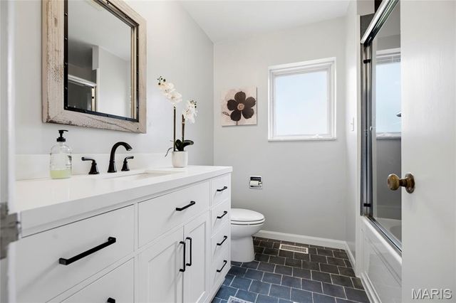 15 Ladue Ridge, Ladue, MO 63124