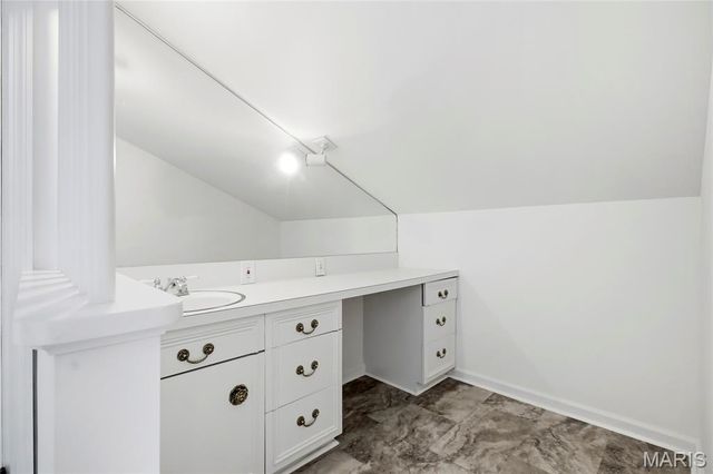 15 Ladue Ridge, Ladue, MO 63124