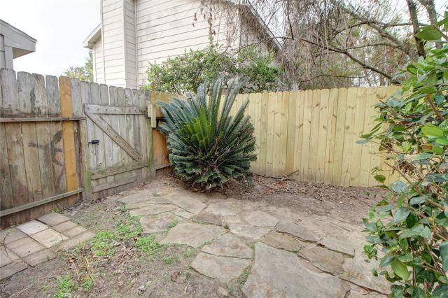 10024 Spring Place Drive, Houston, TX 77070