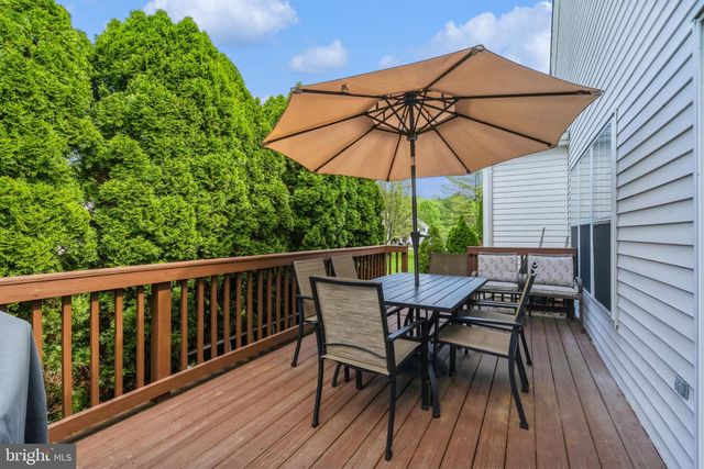 8 MISTFLOWER LANE, Princeton Junction, NJ 08550