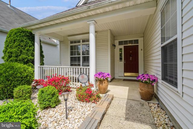 8 MISTFLOWER LANE, Princeton Junction, NJ 08550
