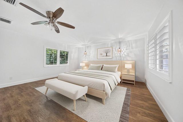 15 W HIGH POINT Road, Sewalls Point, FL 34996