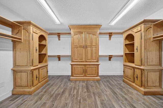 15 W HIGH POINT Road, Sewalls Point, FL 34996
