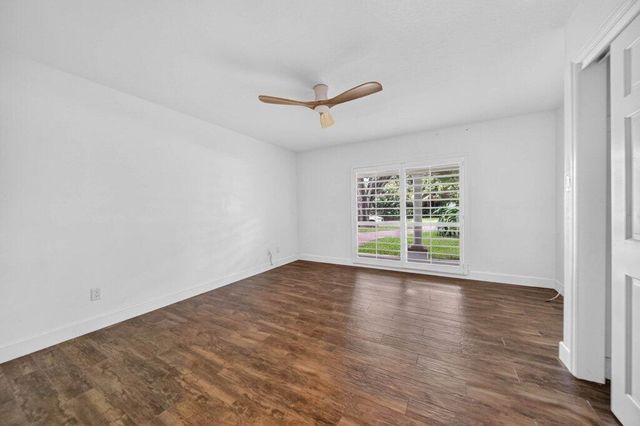 15 W HIGH POINT Road, Sewalls Point, FL 34996