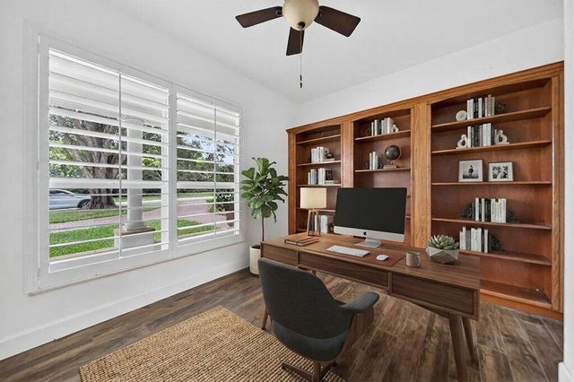 15 W HIGH POINT Road, Sewalls Point, FL 34996