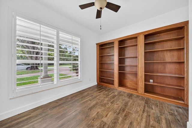 15 W HIGH POINT Road, Sewalls Point, FL 34996