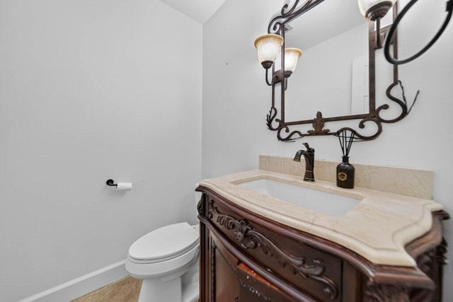 15 W HIGH POINT Road, Sewalls Point, FL 34996