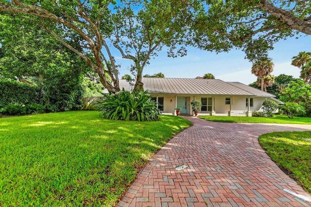 15 W HIGH POINT Road, Sewalls Point, FL 34996