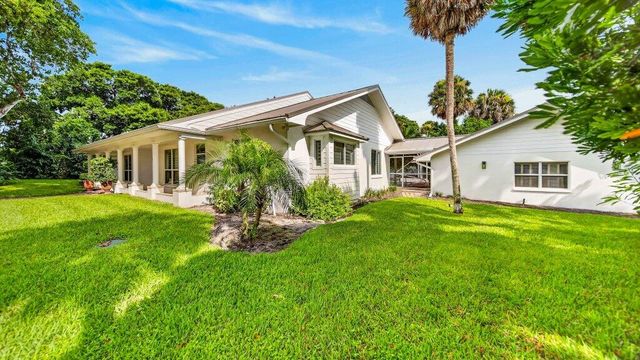15 W HIGH POINT Road, Sewalls Point, FL 34996