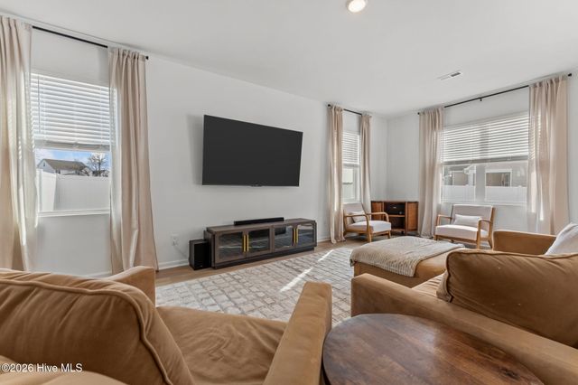 51 Walkabout Drive, Aberdeen, NC 28315