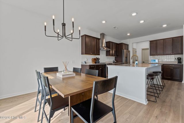 51 Walkabout Drive, Aberdeen, NC 28315