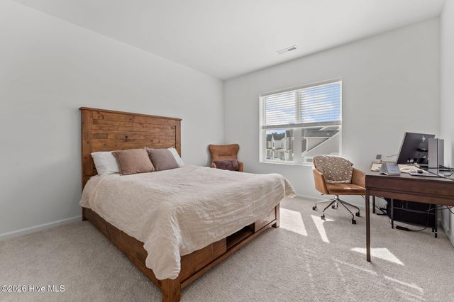 51 Walkabout Drive, Aberdeen, NC 28315