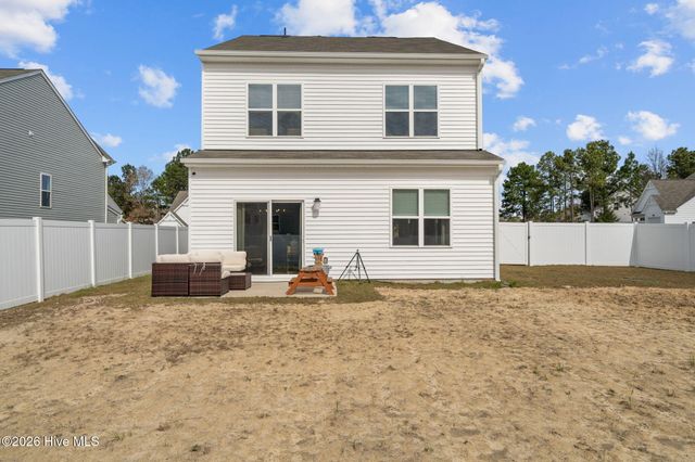 51 Walkabout Drive, Aberdeen, NC 28315