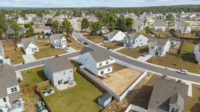 51 Walkabout Drive, Aberdeen, NC 28315