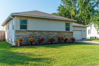 713 E Fort Worth Street, Broken Arrow, OK 74012