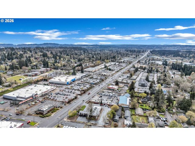 3200 Se SILVER LEAF Ln 34, Portland, OR 97267