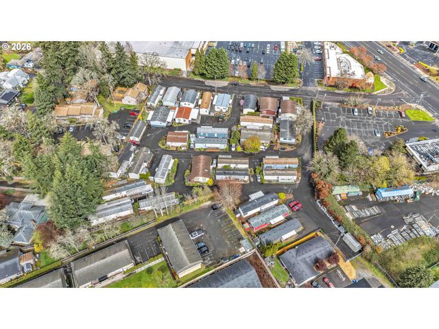 3200 Se SILVER LEAF Ln 34, Portland, OR 97267