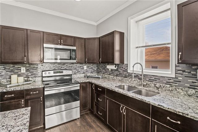753 Simpson Avenue, Kansas City, KS 66101