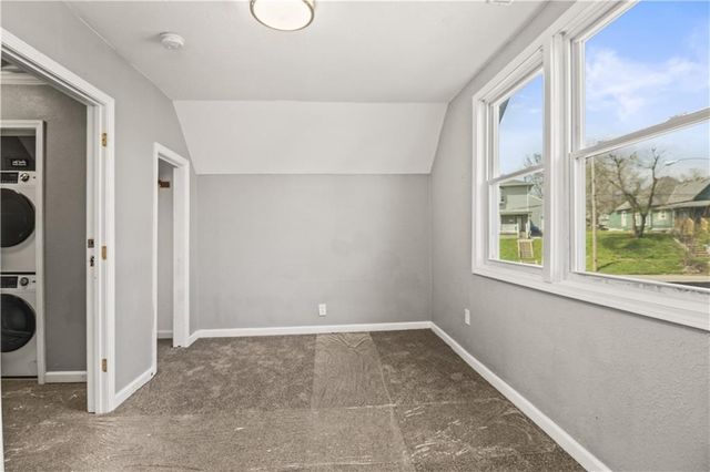 753 Simpson Avenue, Kansas City, KS 66101