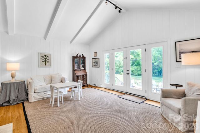 3311 Providence Road, Charlotte, NC 28211