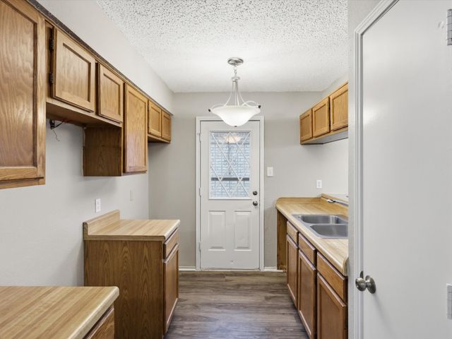 2509 Countryside Lane, Fort Worth, TX 76133