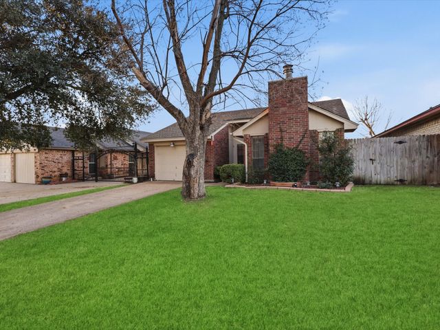 2509 Countryside Lane, Fort Worth, TX 76133