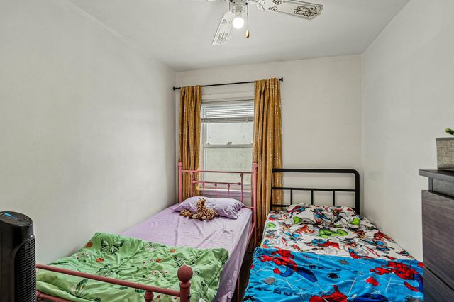419 ARLINGTON AVE, Upper Darby, PA 19082