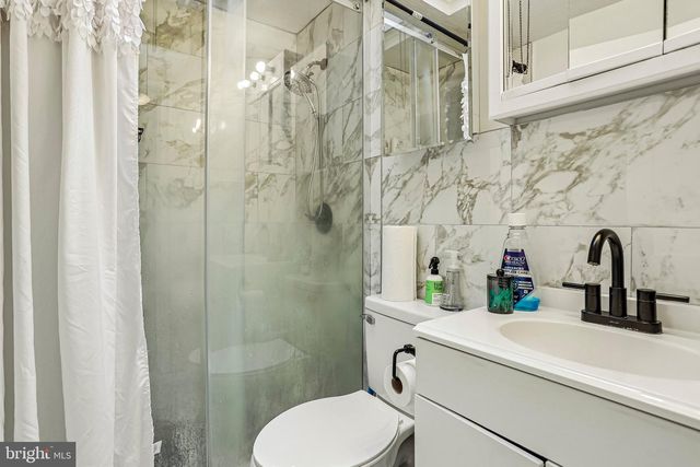419 ARLINGTON AVE, Upper Darby, PA 19082