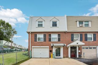 419 ARLINGTON AVE, Upper Darby, PA 19082
