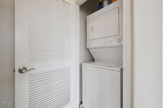 1740 TANAGER Street 2-303, Ventura, CA 93003