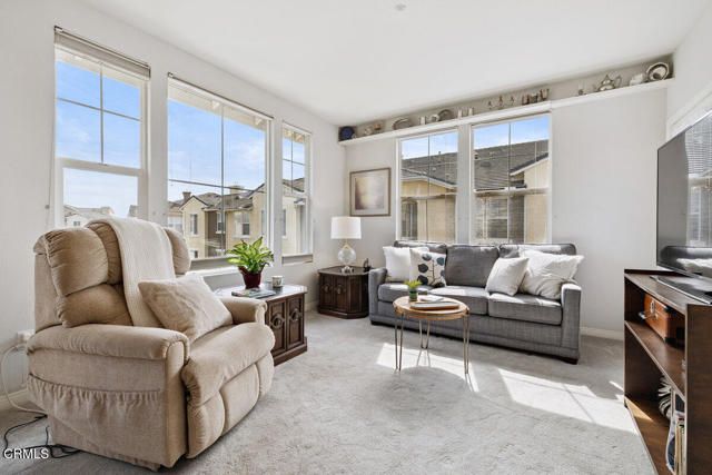 1740 TANAGER Street 2-303, Ventura, CA 93003