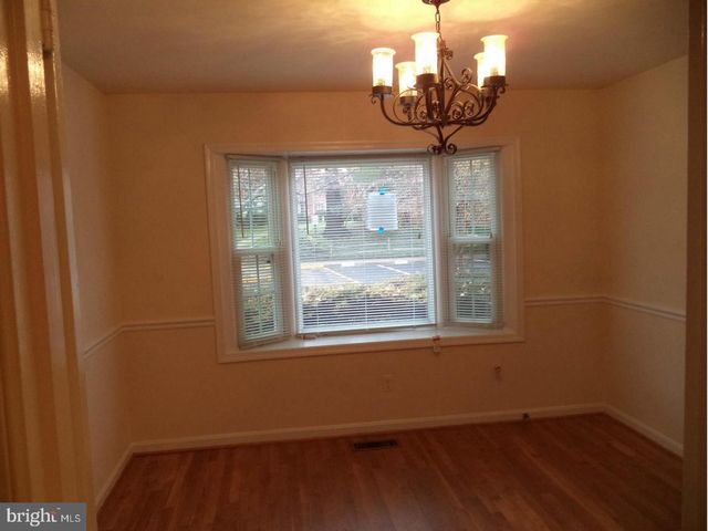 7027 ALICENT PL, Mclean, VA 22101