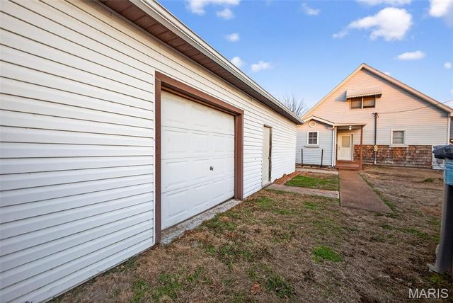 105 S 4th Street, Dupo, IL 62239